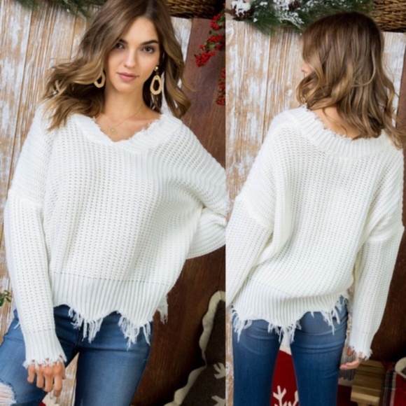 White v neck Frayed Hem knit Sweater Top - Picture 4 of 4